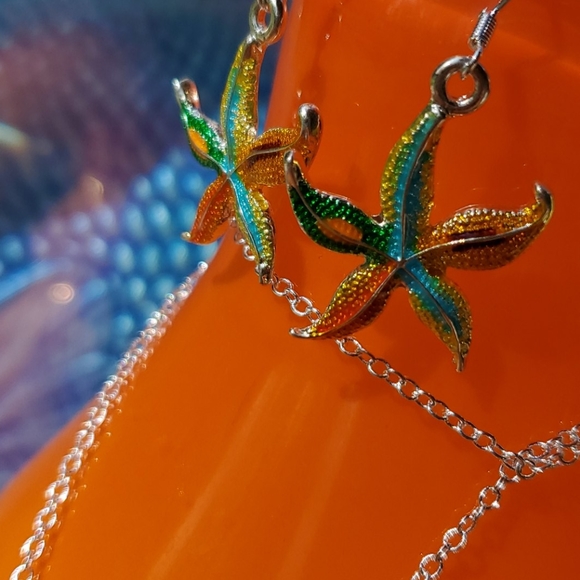 Starfish Necklace and Earrings Set - Picture 3 of 9